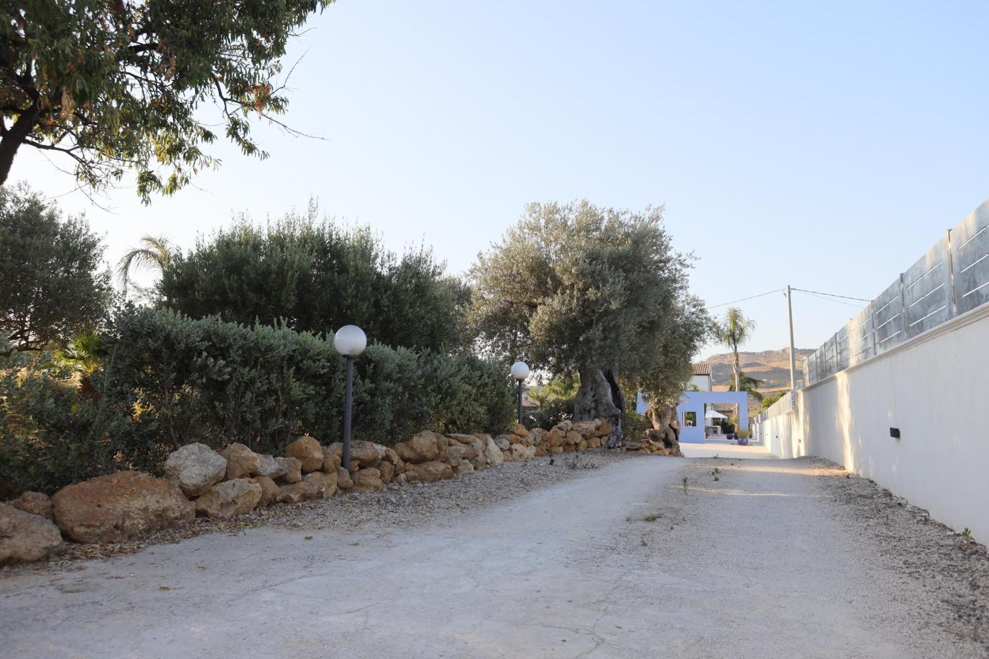 Relais Dea Degli Ulivi Hotel Agrigento Ngoại thất bức ảnh